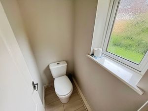 Guest wc- click for photo gallery